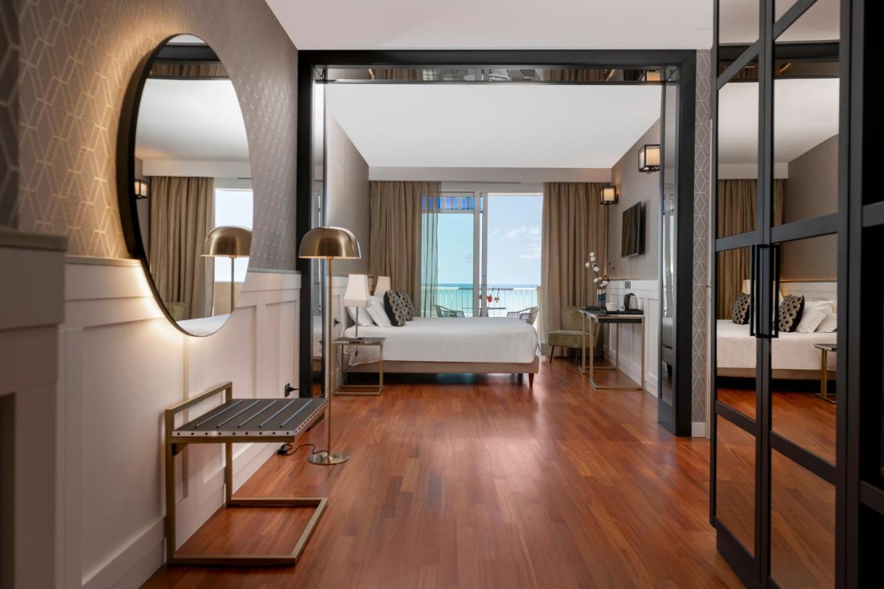 Savoia Hotel Rimini Exteriör bild