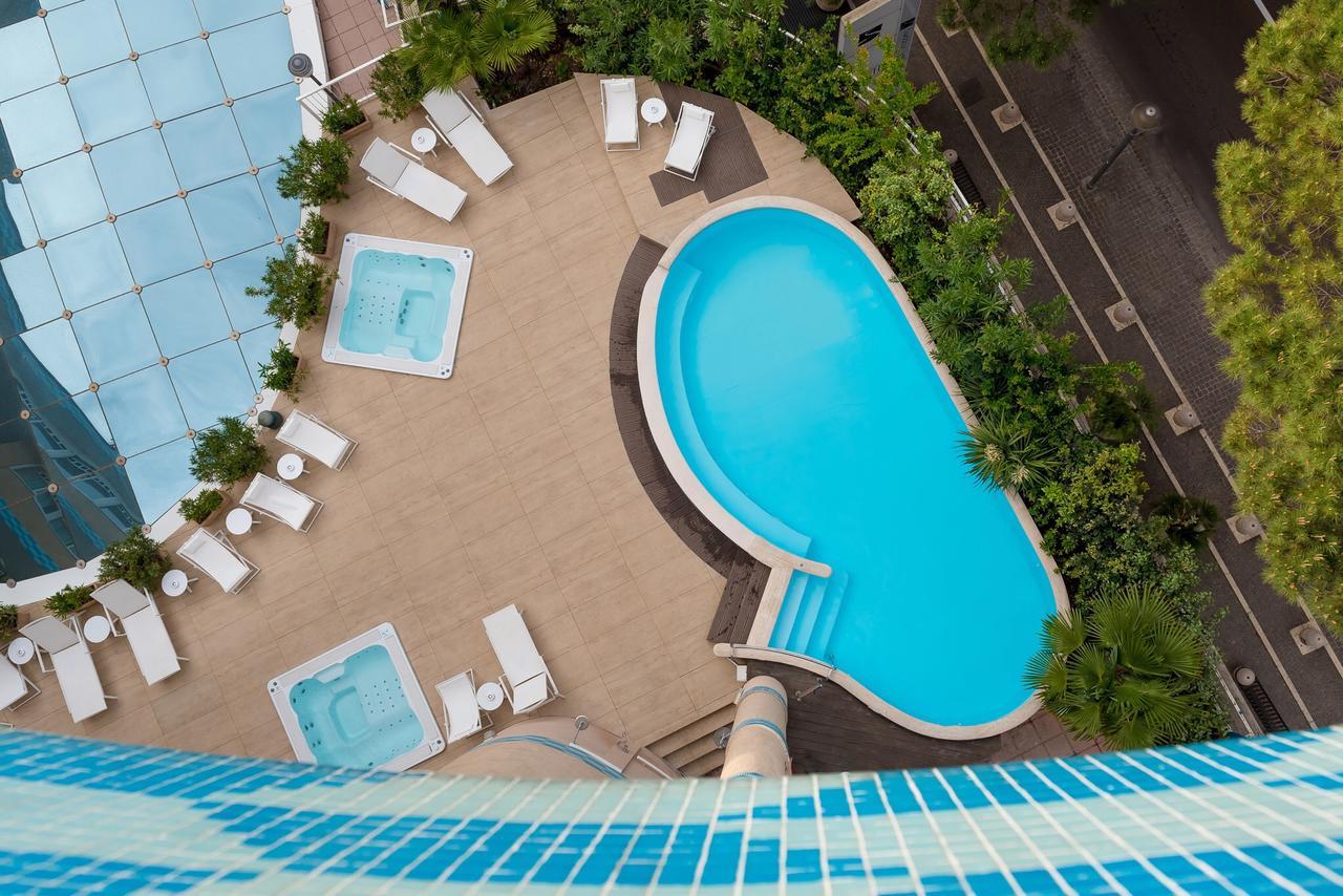 Savoia Hotel Rimini Exteriör bild
